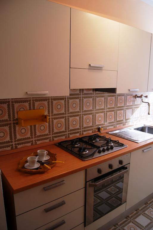 Apartament La Terrazza Tra Pini E Mare San Bartolomeo Al Mare Pokój zdjęcie