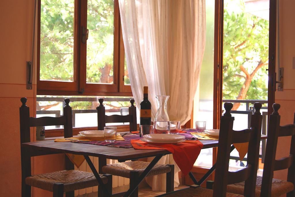 Apartament La Terrazza Tra Pini E Mare San Bartolomeo Al Mare Pokój zdjęcie